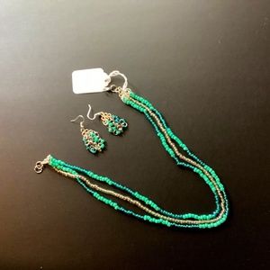 Blue and silver necklace set with earrings